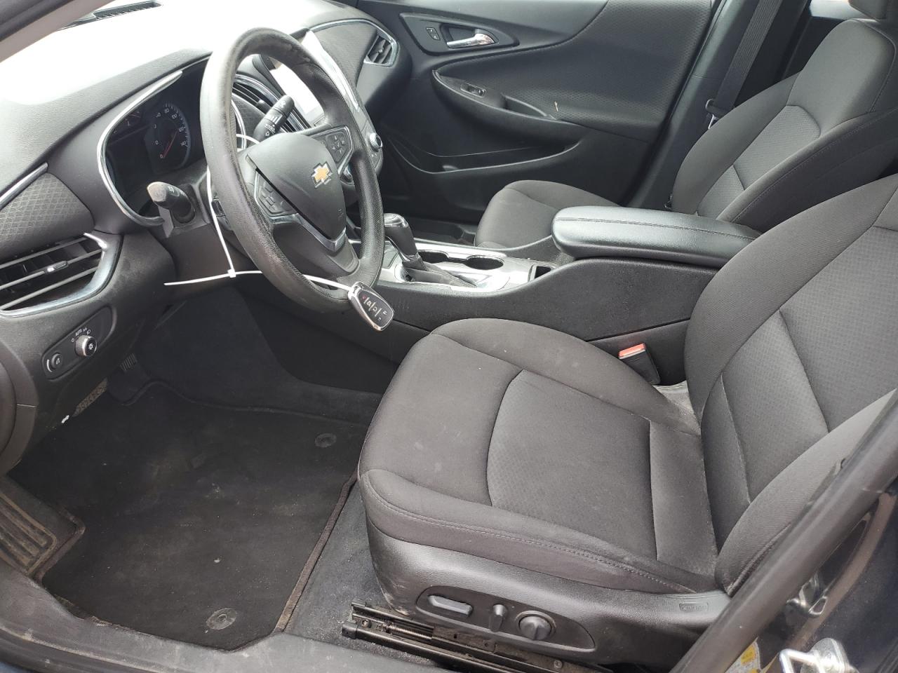 1G1ZD5ST5KF150162 2019 Chevrolet Malibu Lt