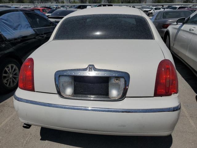 2000 Lincoln Town Car Cartier VIN: 1LNHM83W9YY867198 Lot: 47413144