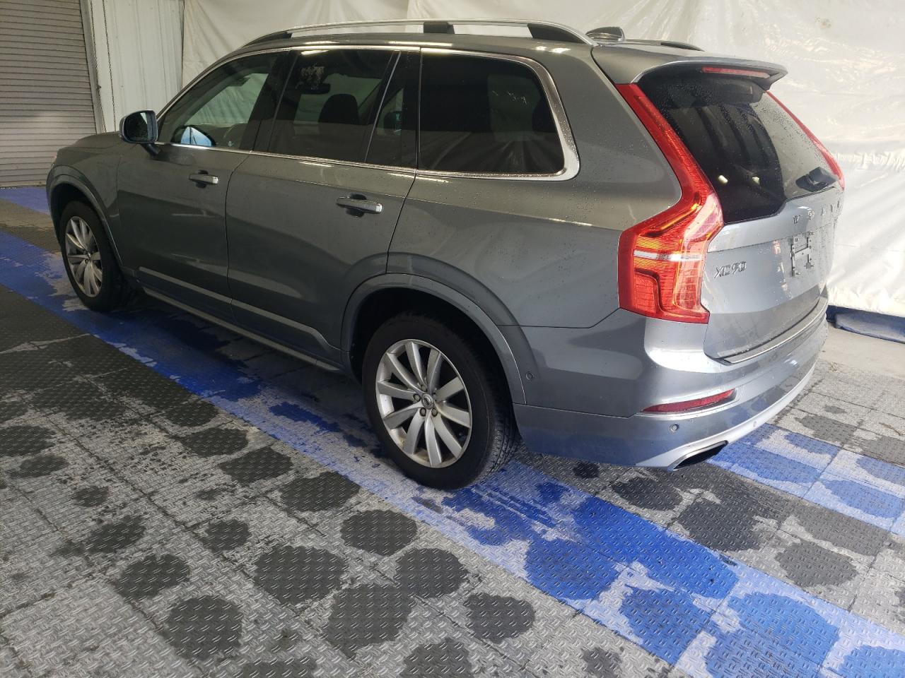 2016 Volvo Xc90 T6 vin: YV4A22PK1G1042597