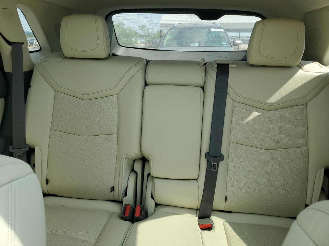 1GYKNCRS0KZ126061 2019 Cadillac Xt5 Luxury