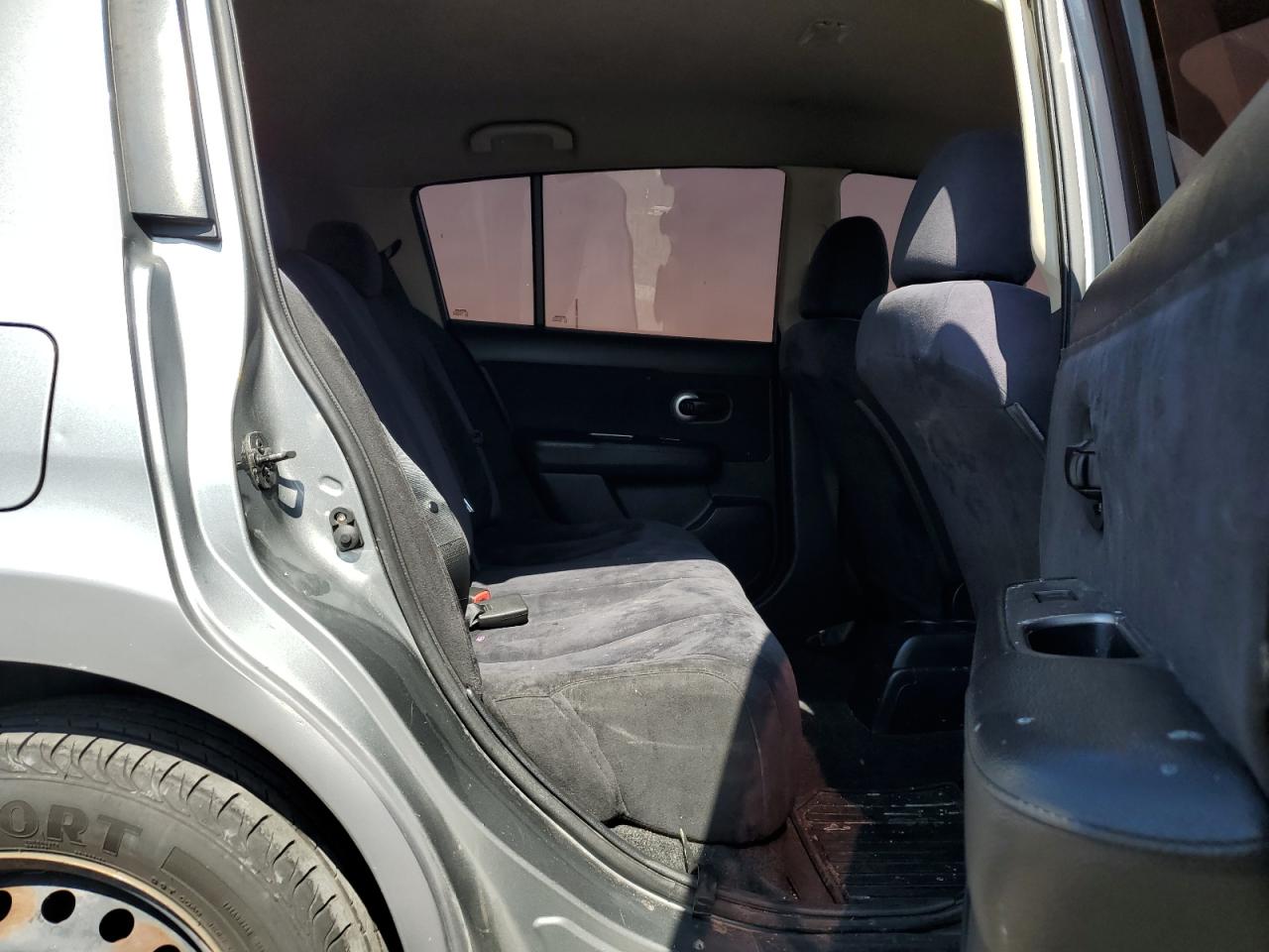 3N1BC13E68L413409 2008 Nissan Versa S