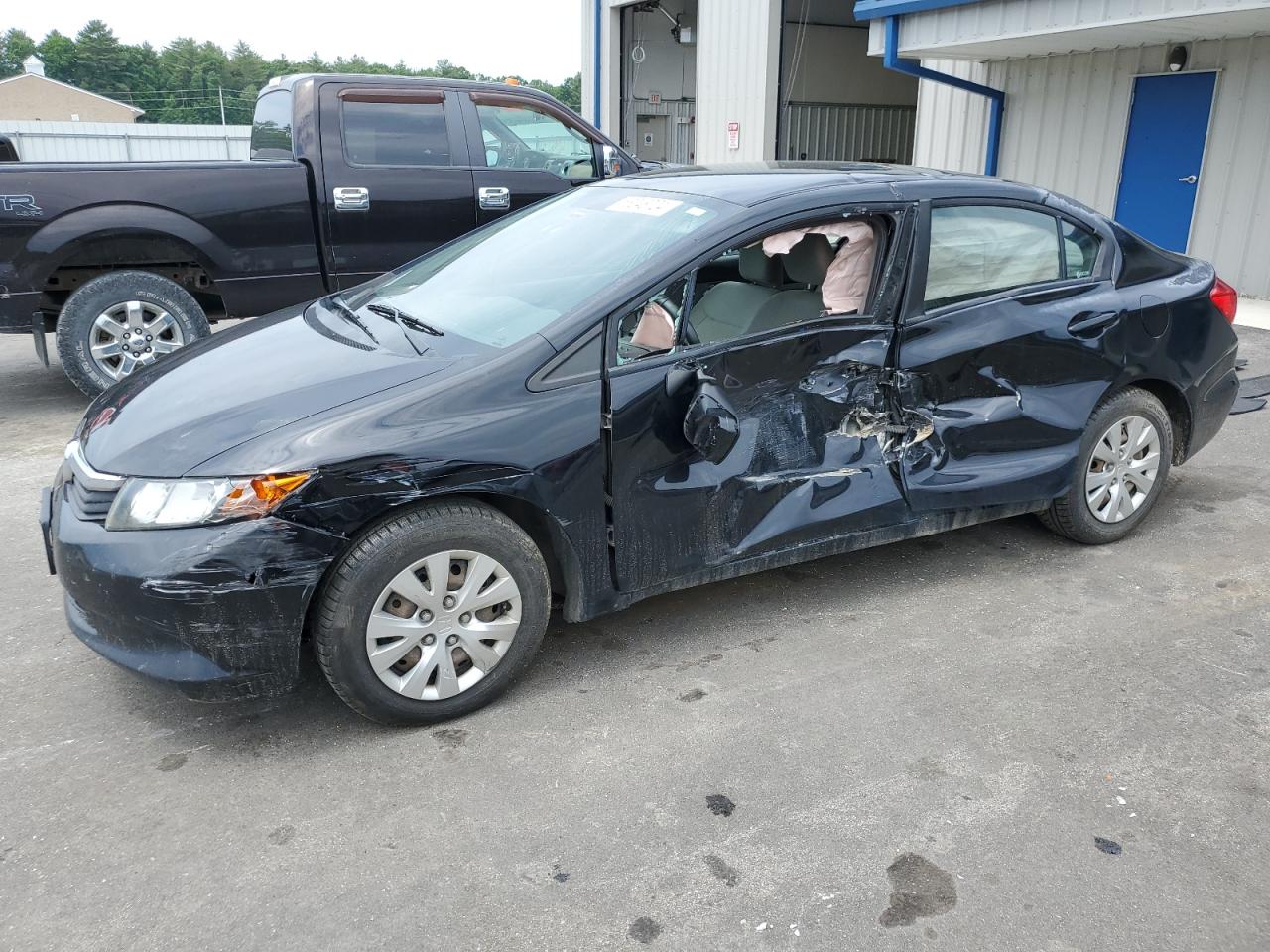 2HGFB2F53CH516843 2012 Honda Civic Lx