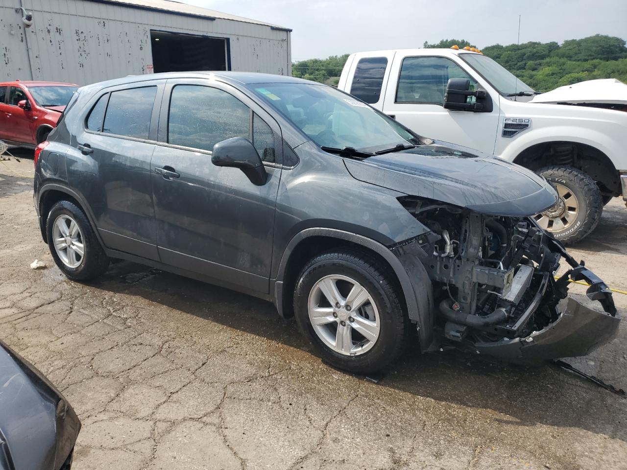 2019 Chevrolet Trax Ls vin: 3GNCJKSB3KL398452