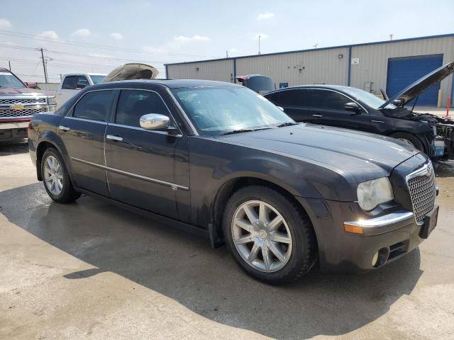 2010 Chrysler 300 - Image 4