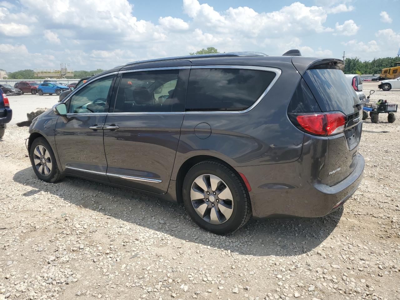 2C4RC1N79JR116167 2018 Chrysler Pacifica Hybrid Limited