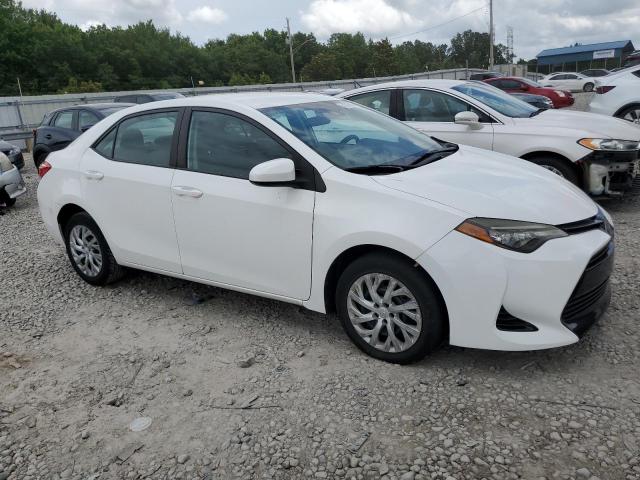 2018 Toyota Corolla L VIN: 5YFBURHE6JP754559 Lot: 57370454