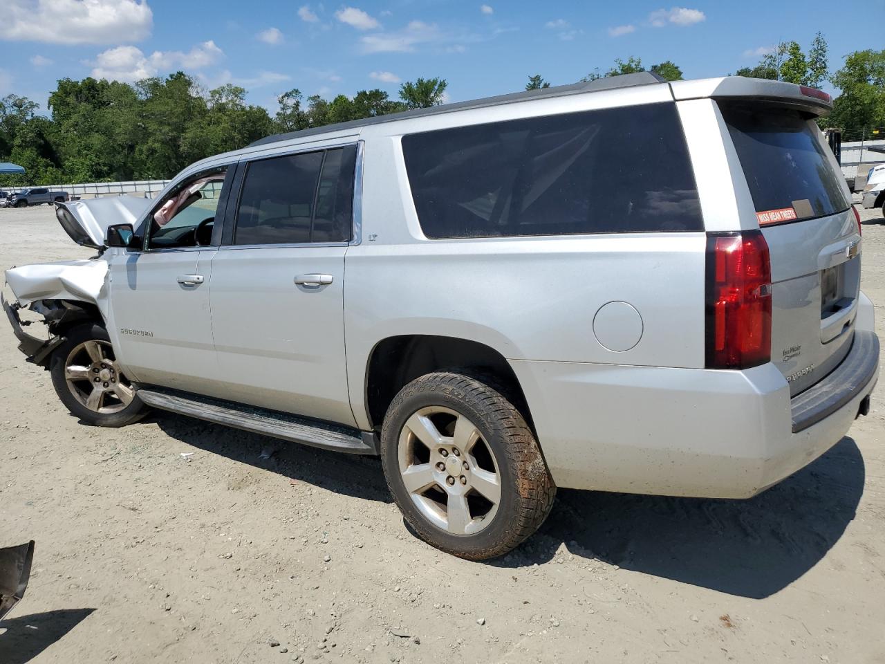 2015 Chevrolet Suburban C1500 Lt vin: 1GNSCJKC3FR140486