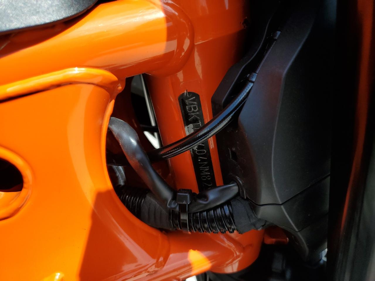 VBKTU9404NM829250 2022 Ktm 890 Duke R