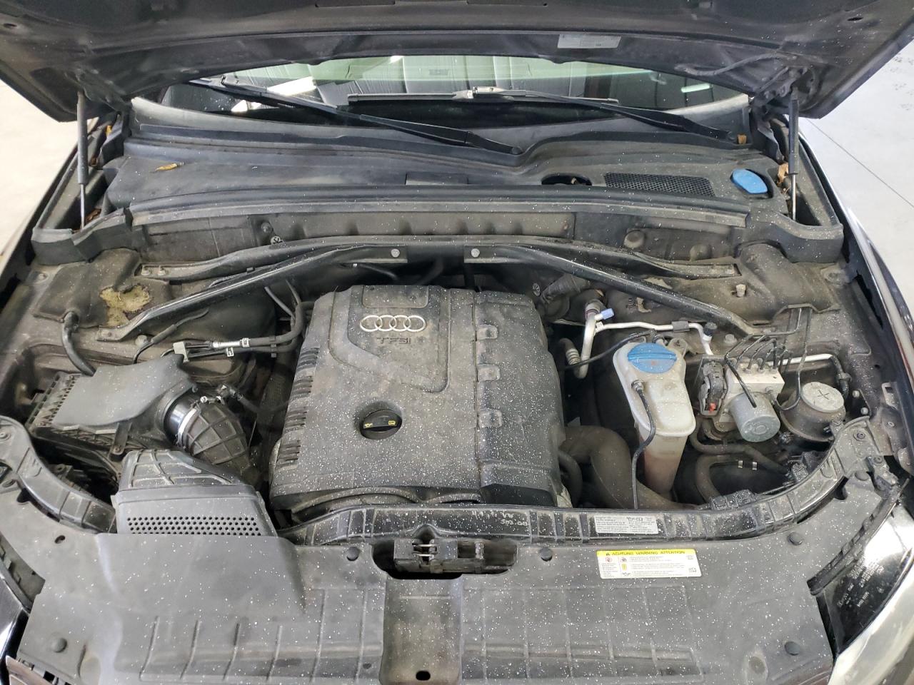 WA1CFAFP5BA044170 2011 Audi Q5 Premium