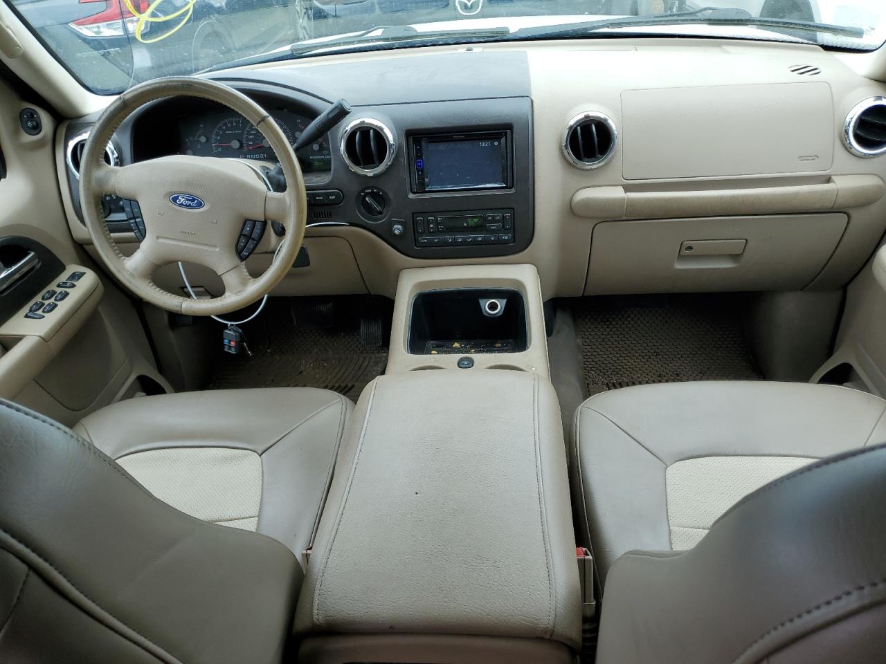 1FMFU18L54LA60505 2004 Ford Expedition Eddie Bauer