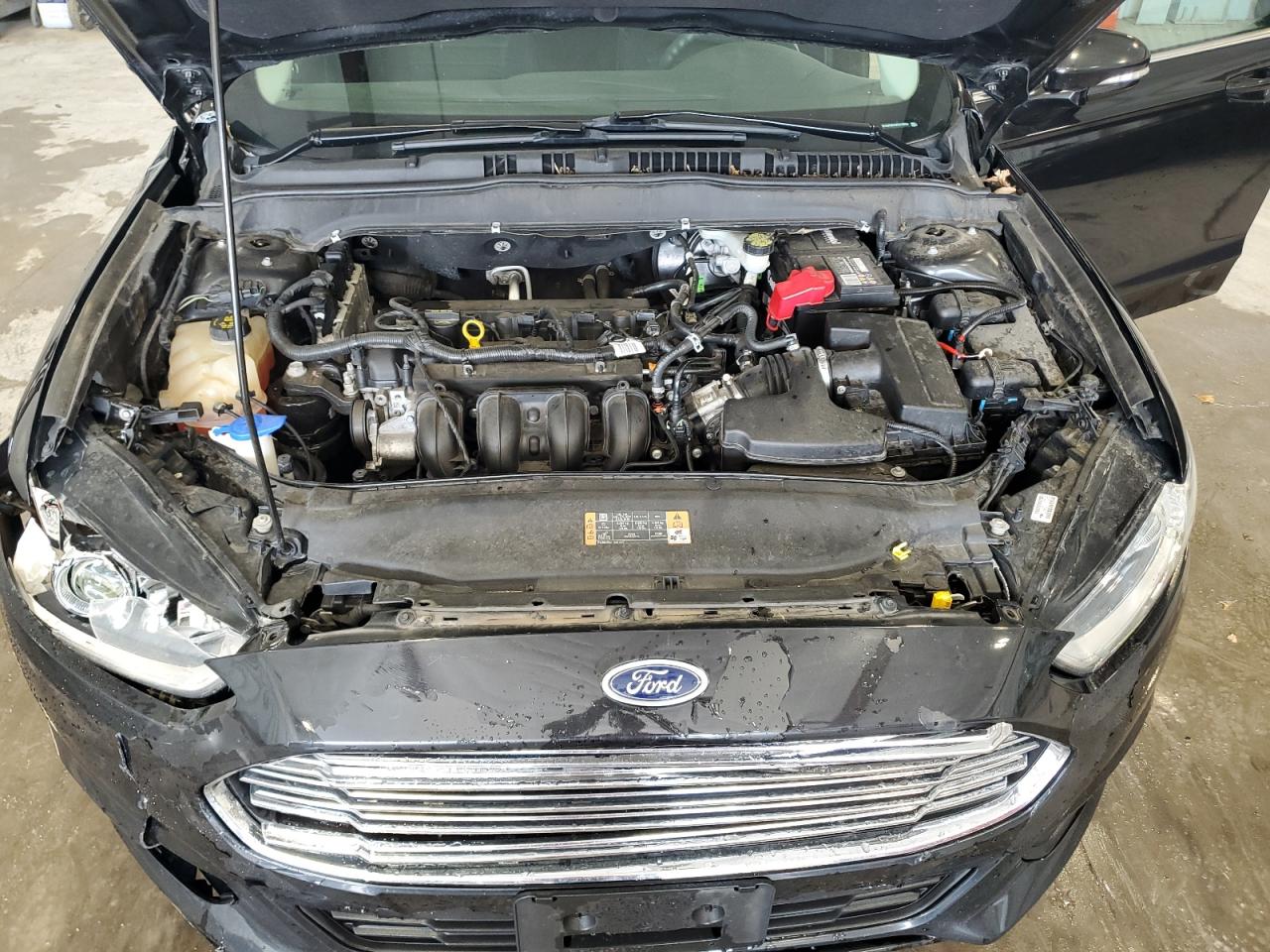 3FA6P0H74FR110829 2015 Ford Fusion Se