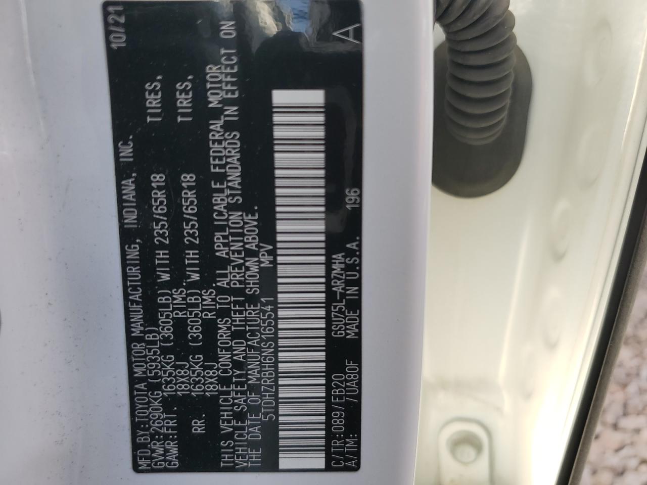 5TDHZRBH6NS165541 2022 Toyota Highlander Xle