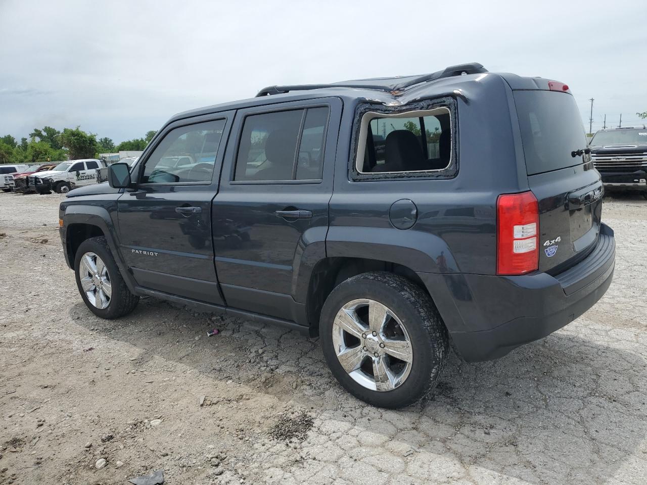 2014 Jeep Patriot Latitude vin: 1C4NJRFB2ED729374