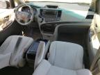 TOYOTA SIENNA LE photo