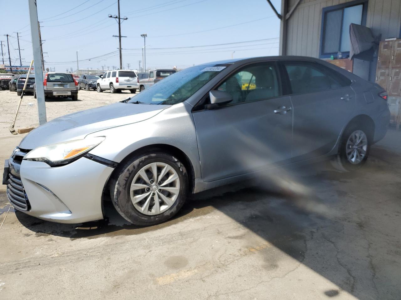 2015 Toyota Camry Le vin: 4T1BF1FKXFU108774