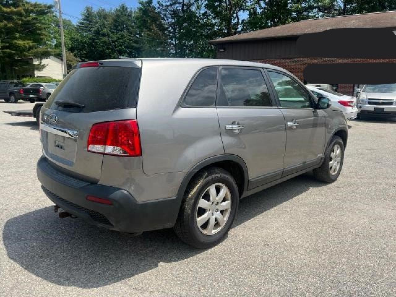 5XYKTDA63CG277721 2012 Kia Sorento Base