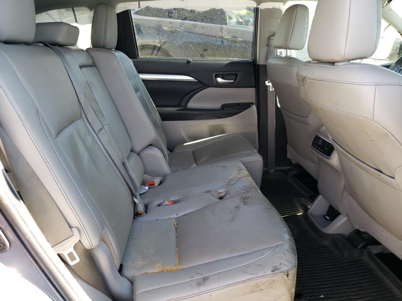 5TDJGRFH4KS058288 2019 Toyota Highlander Hybrid