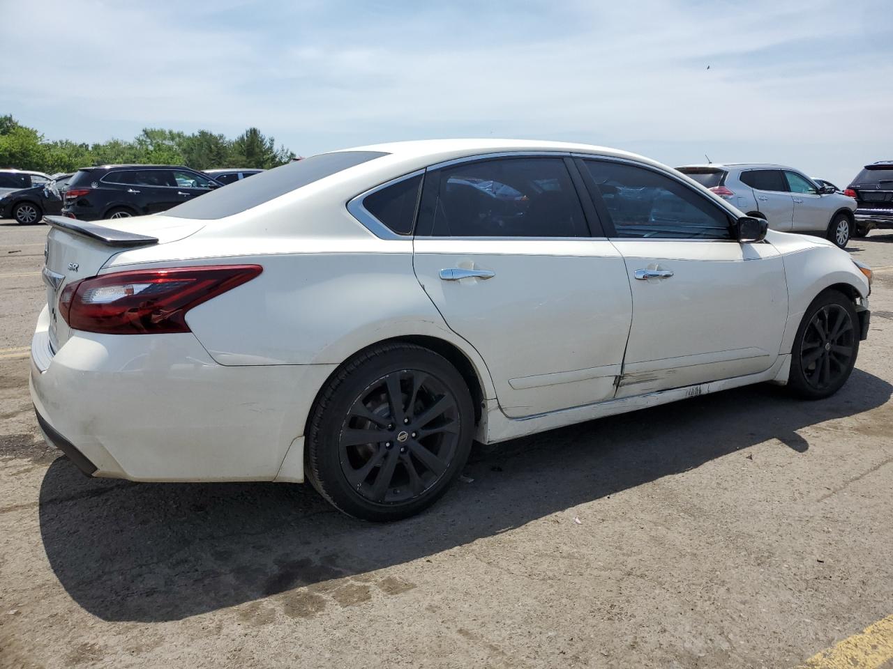 1N4AL3AP9HC237093 2017 Nissan Altima 2.5