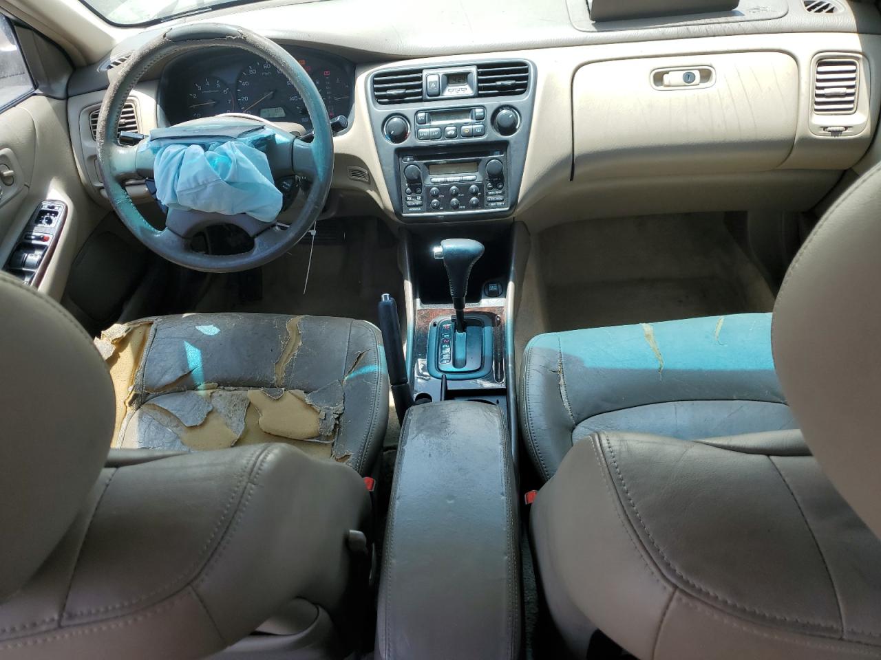 1HGCG1653YA065658 2000 Honda Accord Ex