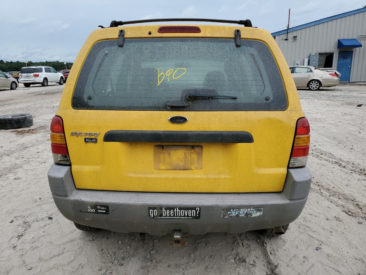 1FMCU02102KA51184 2002 Ford Escape Xls