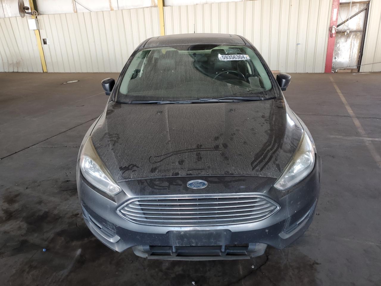 2018 Ford Focus Titanium vin: 1FADP3J21JL205279