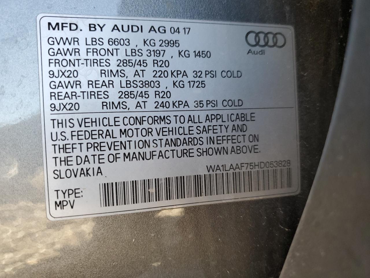 WA1LAAF75HD053828 2017 Audi Q7 Premium Plus