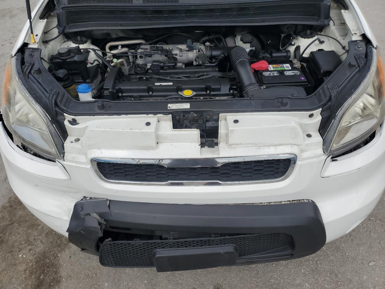 KNDJT2A21B7340971 2011 Kia Soul +