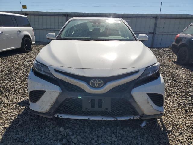 VIN 4T1B11HK9KU218110 2019 Toyota Camry, L no.5