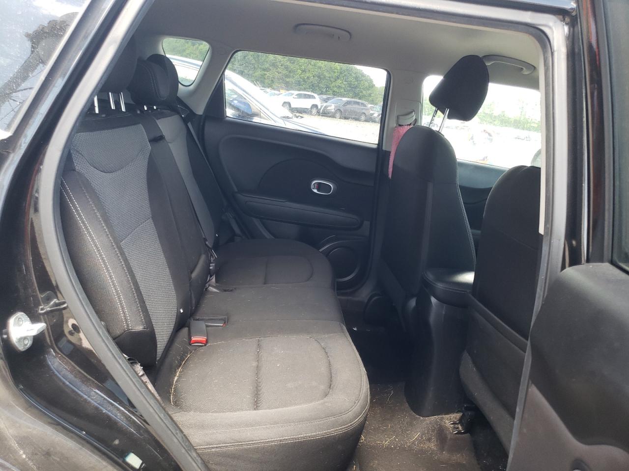 KNDJP3A50J7901129 2018 Kia Soul +