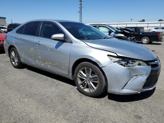 VIN 4T1BF1FK5GU230329 2016 Toyota Camry, LE no.4