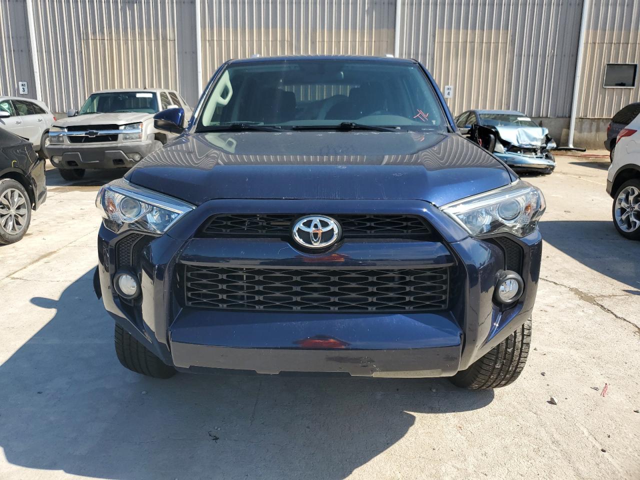 2015 Toyota 4Runner Sr5 vin: JTEBU5JR0F5248859