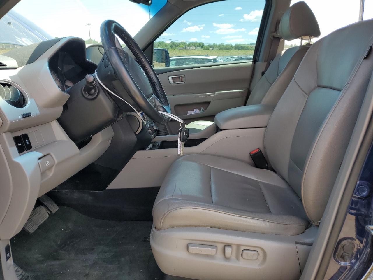 5FNYF4H98EB030075 2014 Honda Pilot Touring