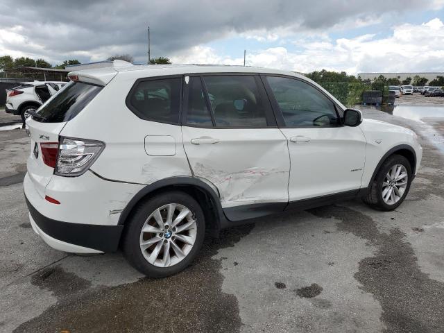 VIN 5UXWX9C50E0D23961 2014 BMW X3, Xdrive28I no.3