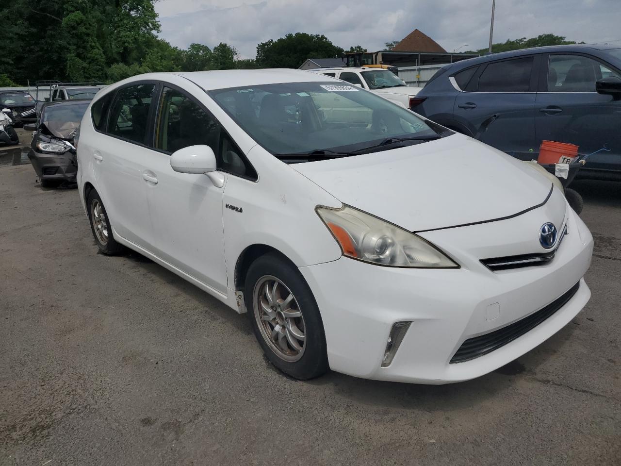 2014 Toyota Prius V vin: JTDZN3EU2E3333599