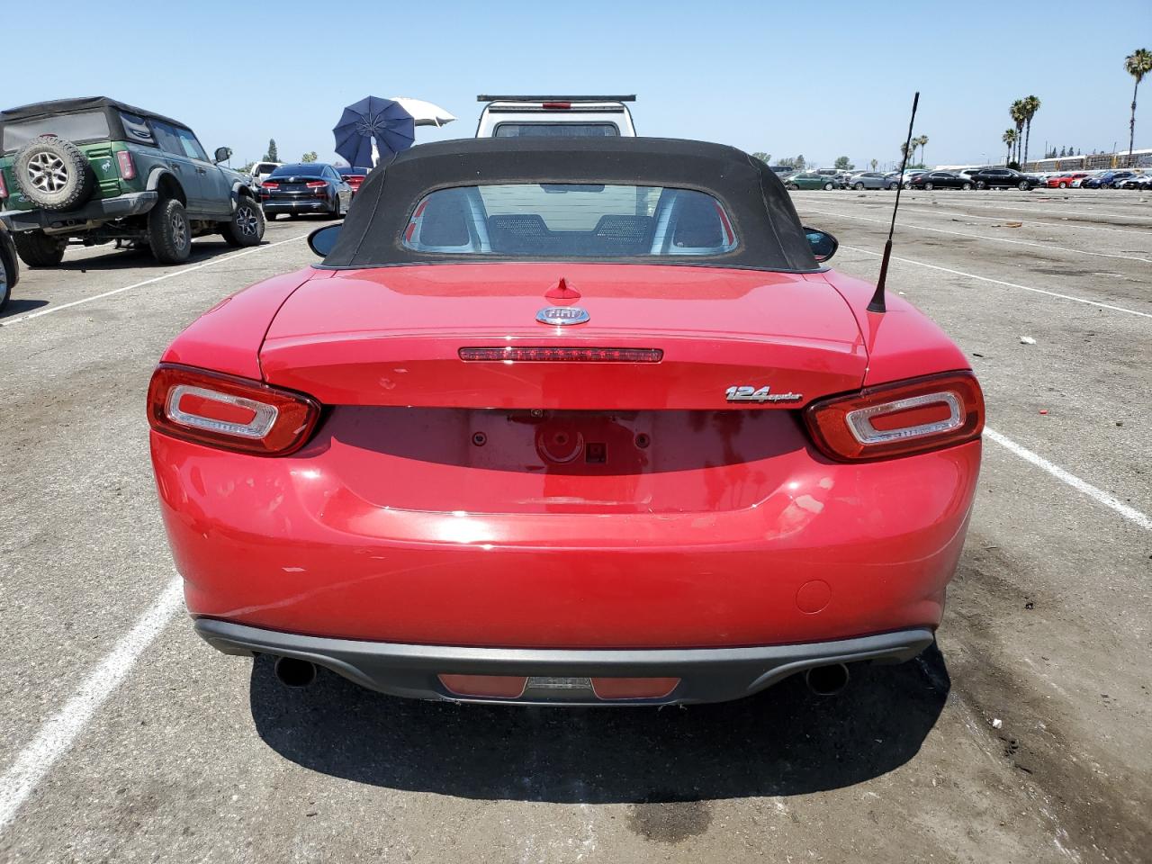 2019 Fiat 124 Spider Classica vin: JC1NFAEK1K0140630