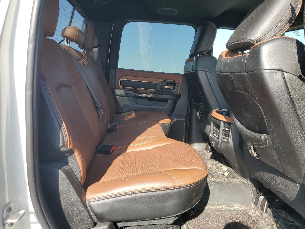 3C6UR5GL2KG661832 2019 Ram 2500 Longhorn