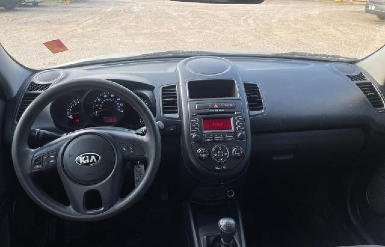 KNDJT2A59D7775640 2013 Kia Soul