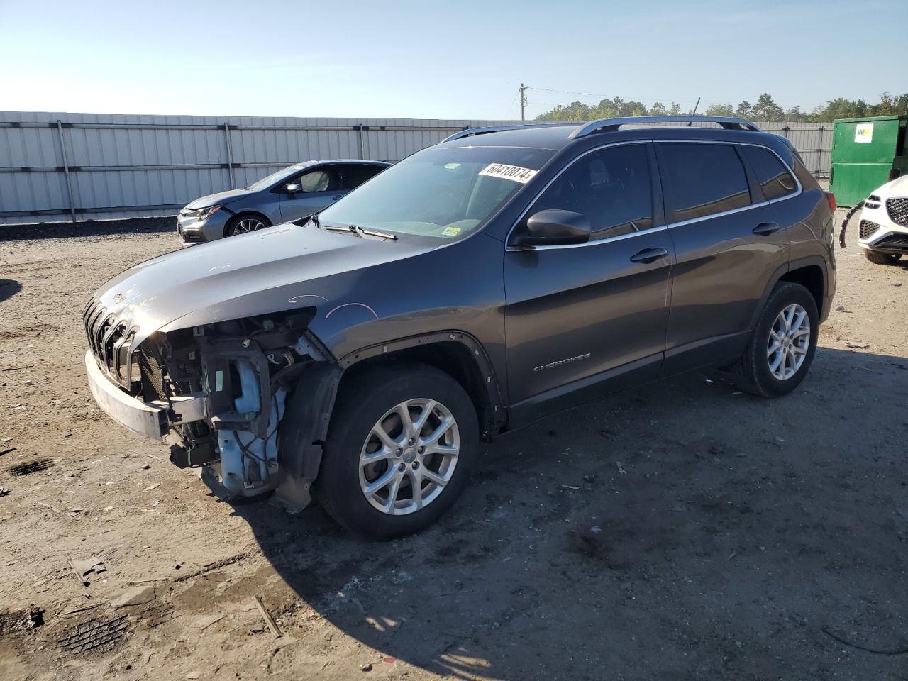 1C4PJMCB5GW375566 2016 Jeep Cherokee Latitude 1C4PJMCB5GW375566 2016 Jeep Cherokee Latitude
