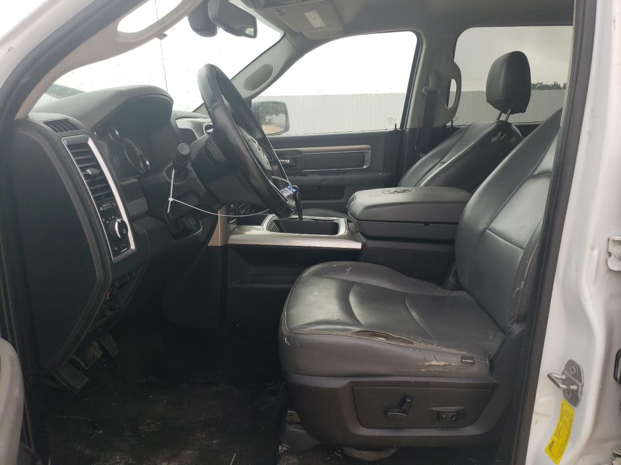 1C6RR7LMXFS752541 2015 Ram 1500 Slt