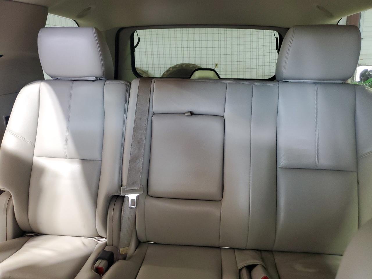 1GNSKBE09CR215925 2012 Chevrolet Tahoe K1500 Lt