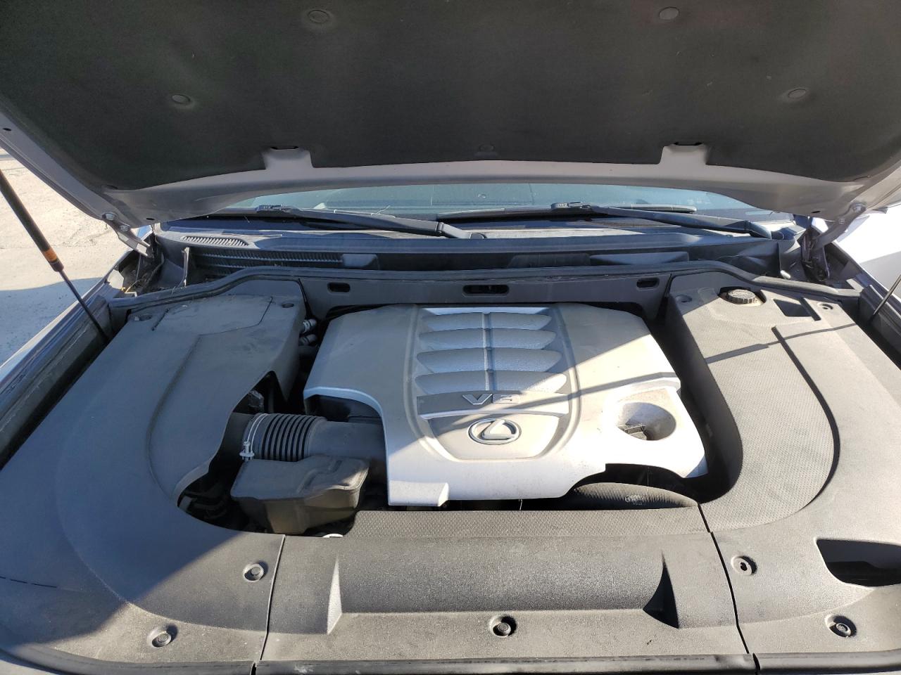 JTJHY00W584001615 2008 Lexus Lx 570