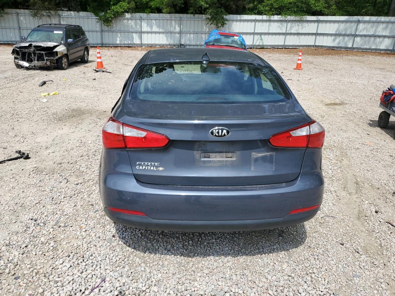KNAFK4A65G5601333 2016 Kia Forte Lx