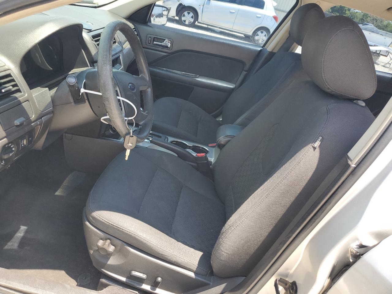 3FAHP0HA6BR274890 2011 Ford Fusion Se