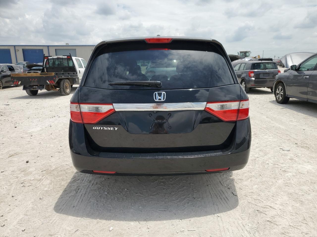 5FNRL5H61BB063181 2011 Honda Odyssey Exl