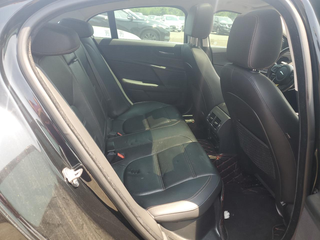SAJAK4BN3HA968258 2017 Jaguar Xe Prestige