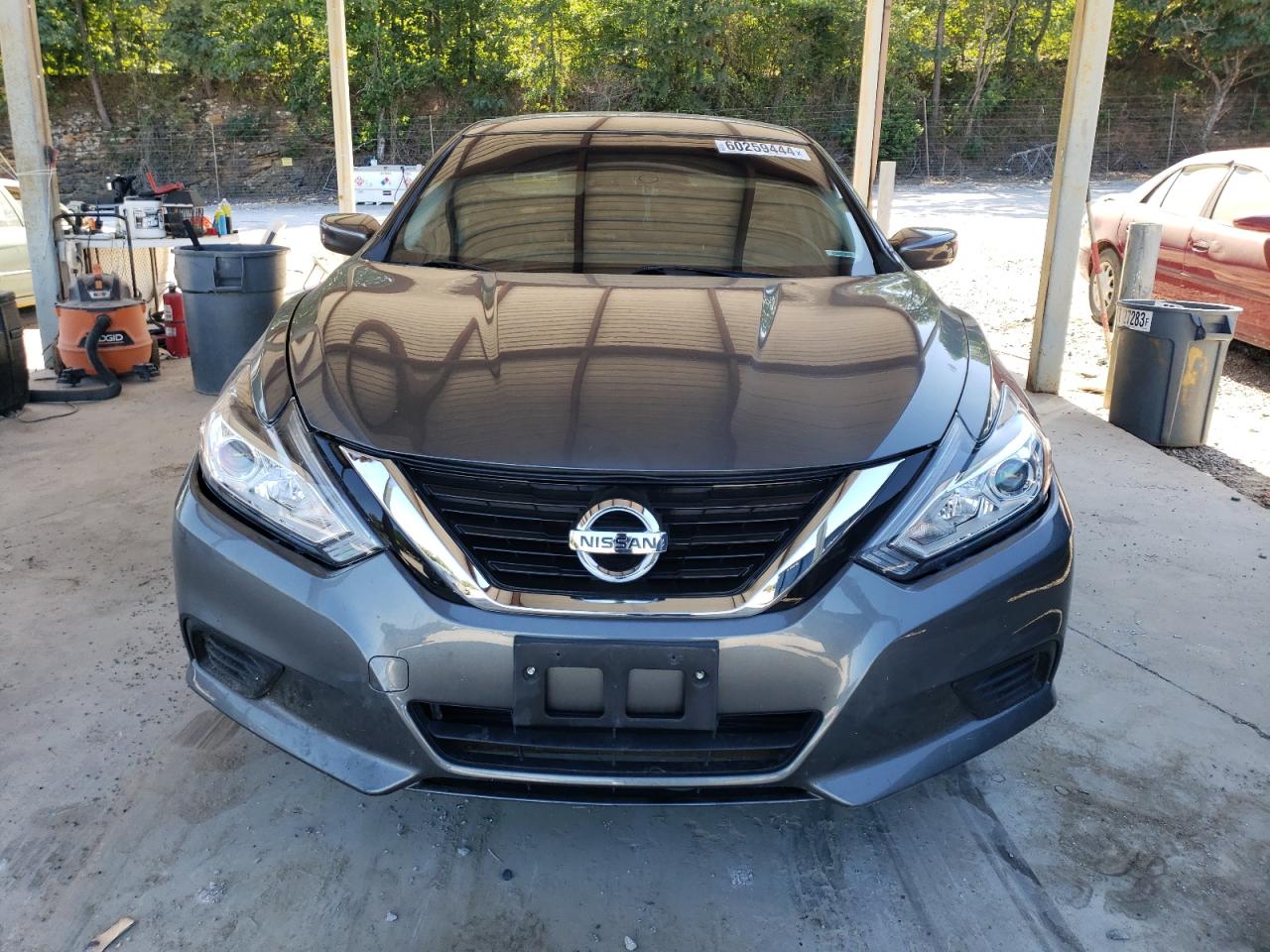 2018 Nissan Altima 2.5 vin: 1N4AL3AP4JC136033