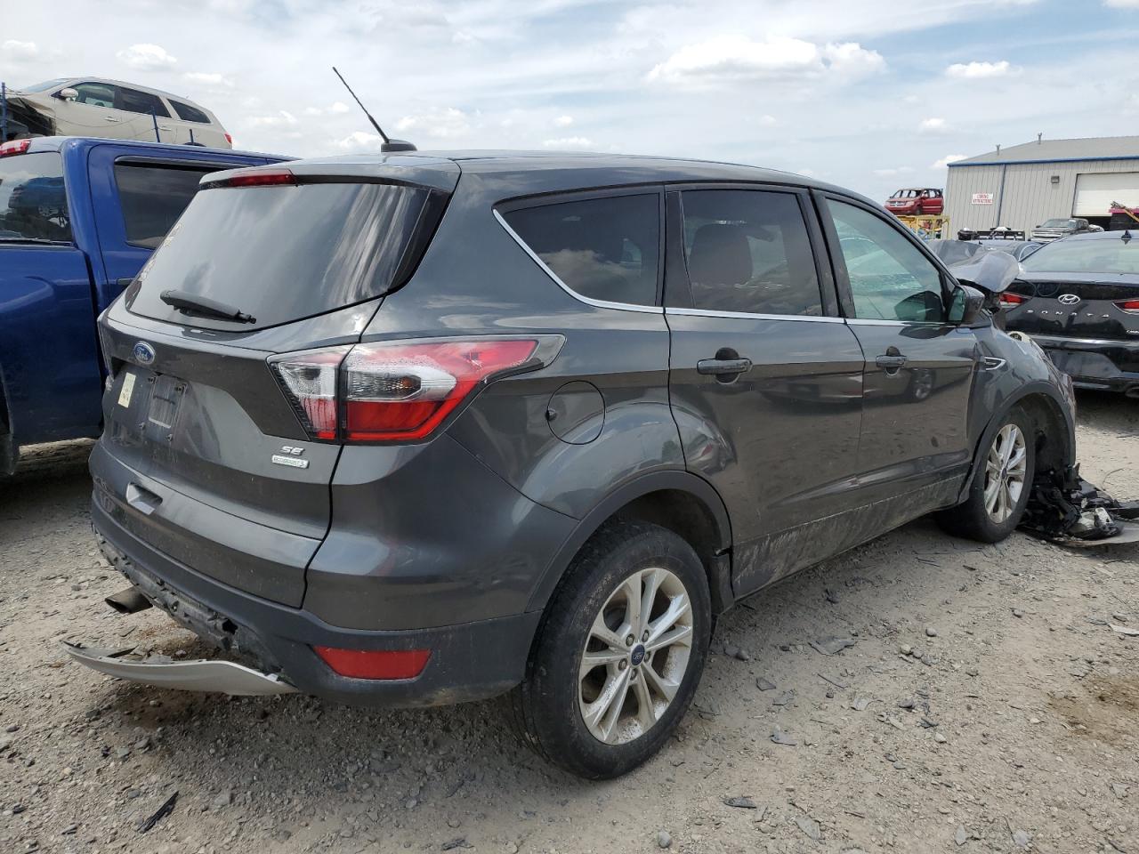 1FMCU0GD6HUB27636 2017 Ford Escape Se