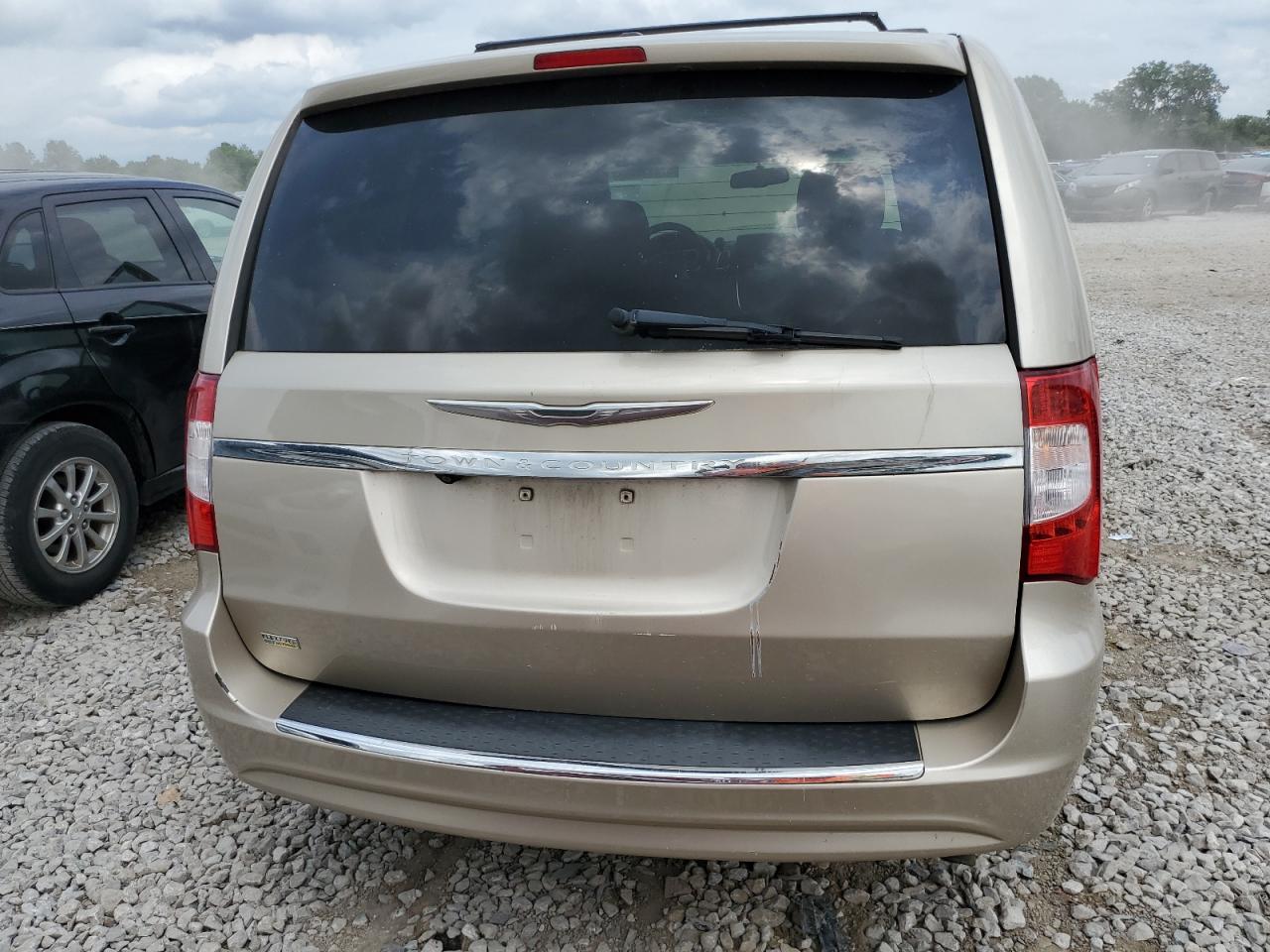 2C4RC1BG8DR706627 2013 Chrysler Town & Country Touring