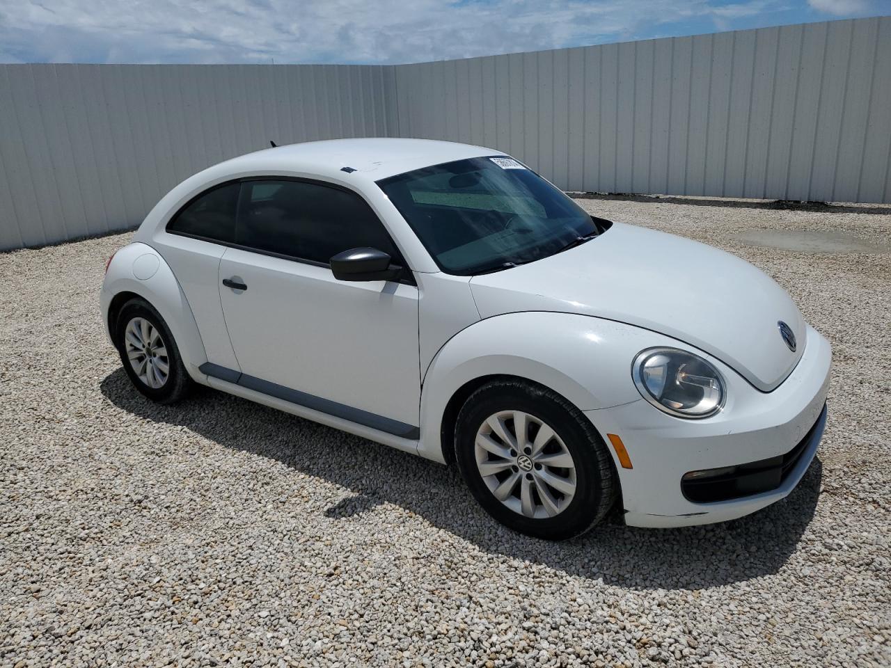 3VWF17AT1EM640745 2014 Volkswagen Beetle