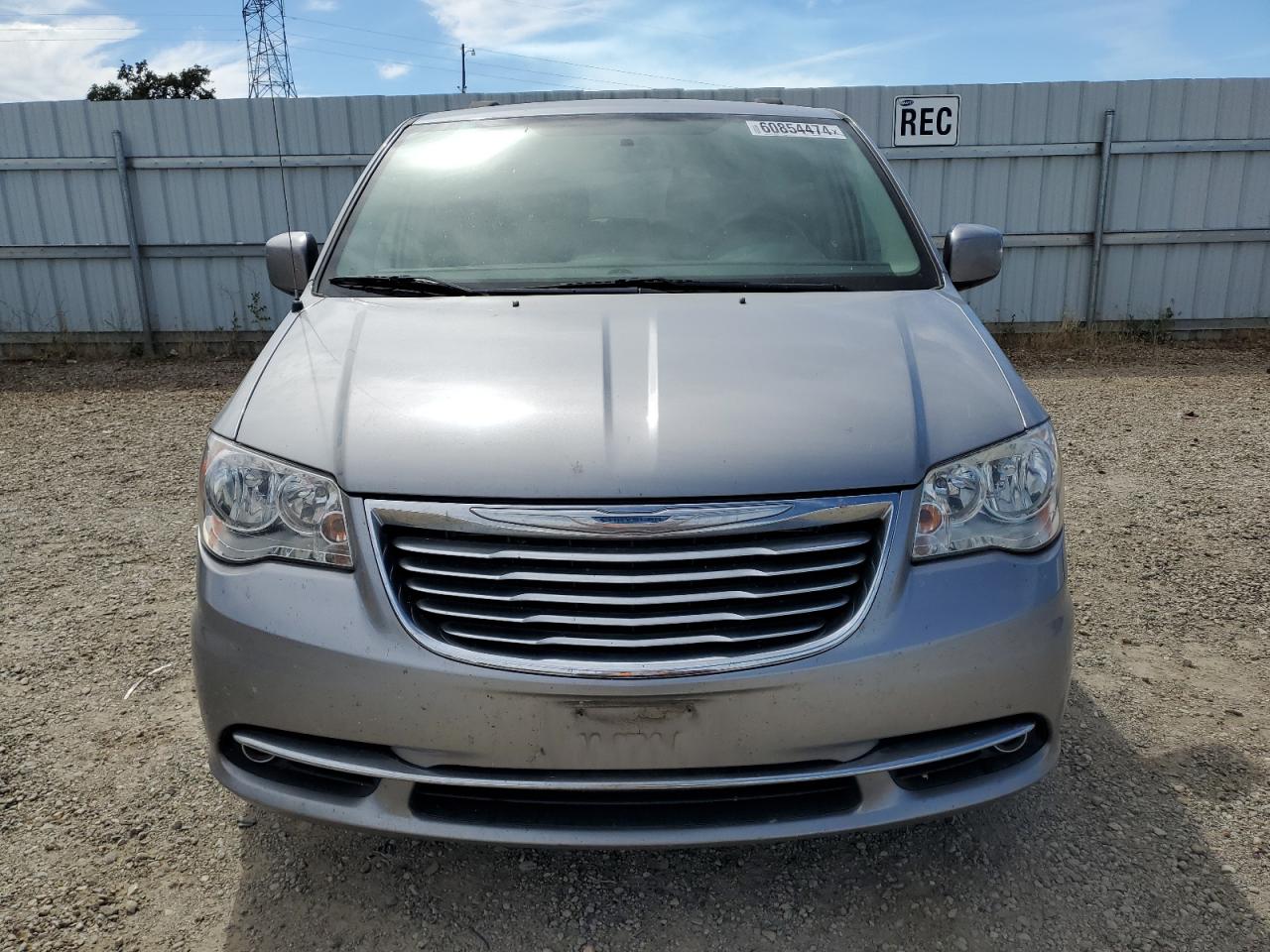 2015 Chrysler Town & Country Touring vin: 2C4RC1BG8FR739498